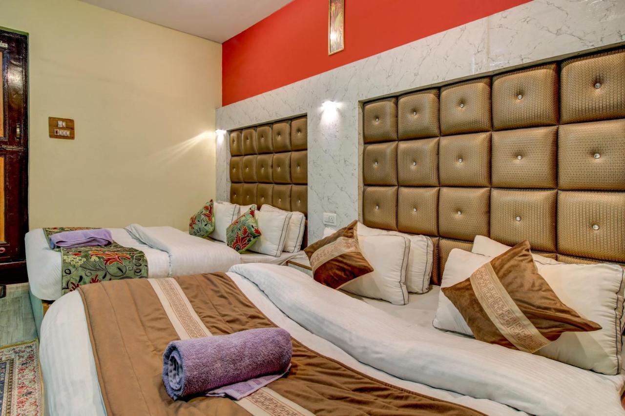 Hotel Royal Hameed Srīnagar Oda fotoğraf